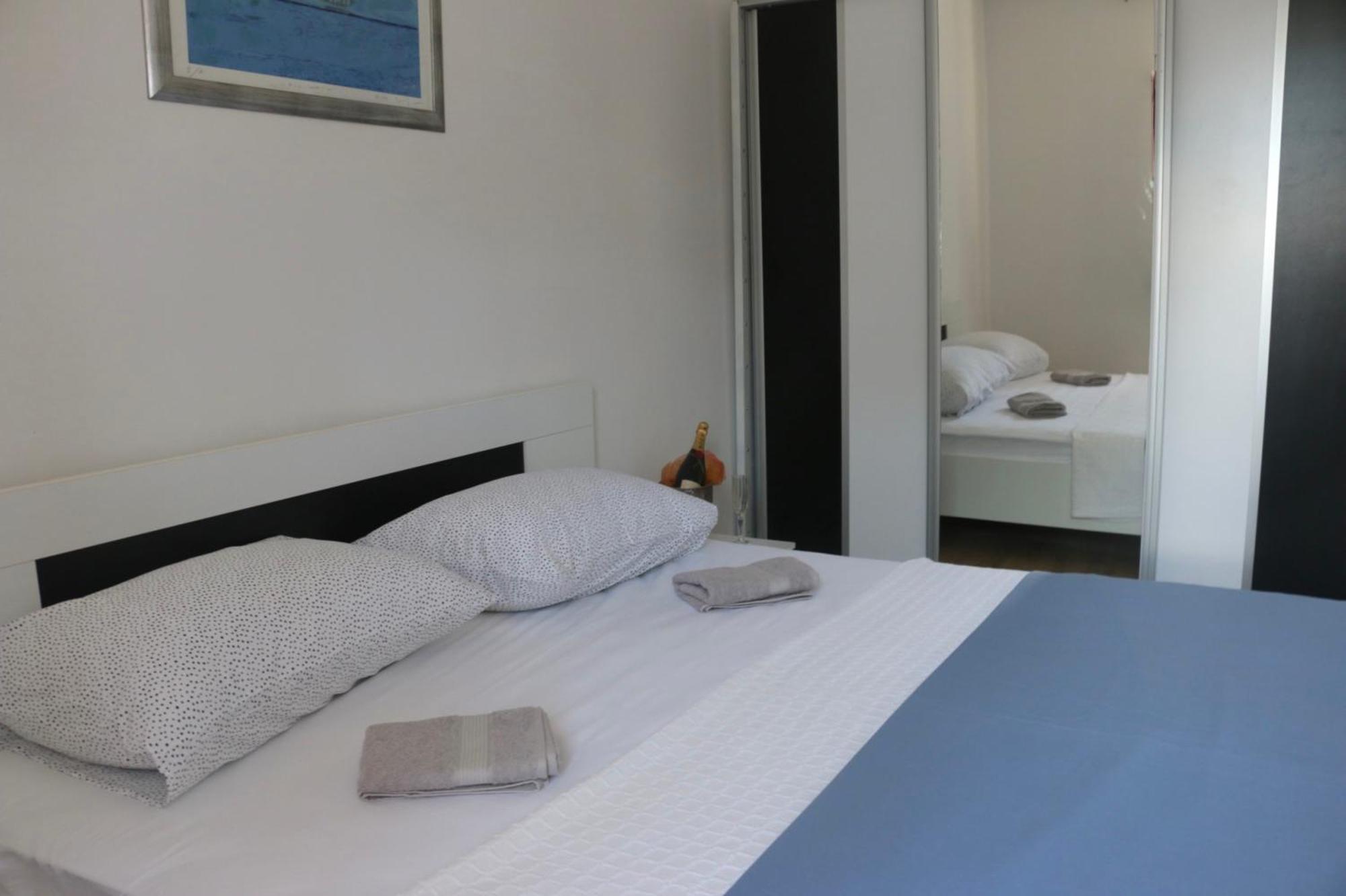 Beachfront Apartment Drazen, With Garden And Parking Split Buitenkant foto