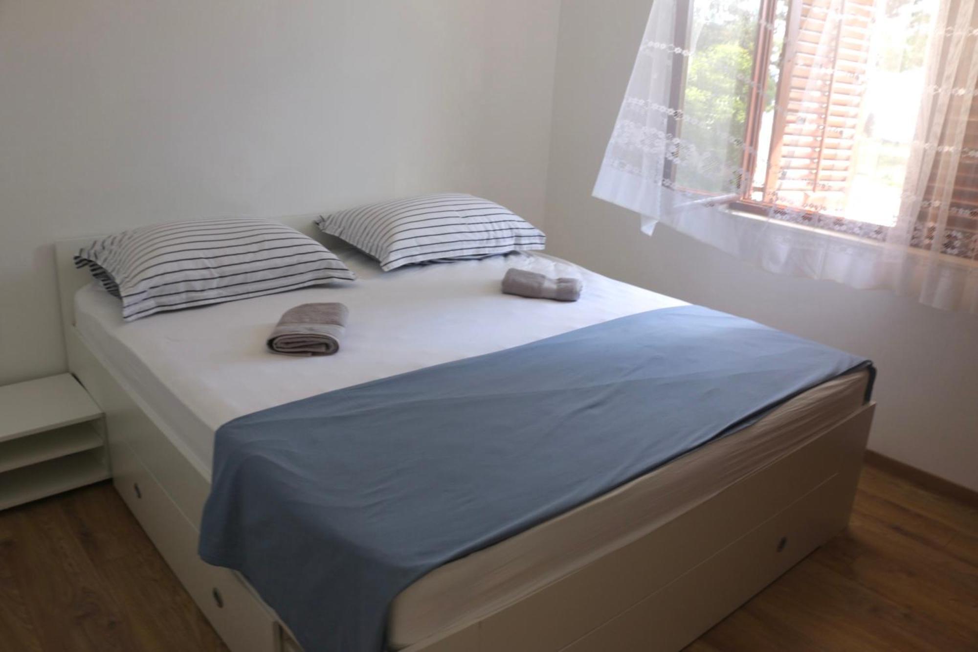 Beachfront Apartment Drazen, With Garden And Parking Split Buitenkant foto