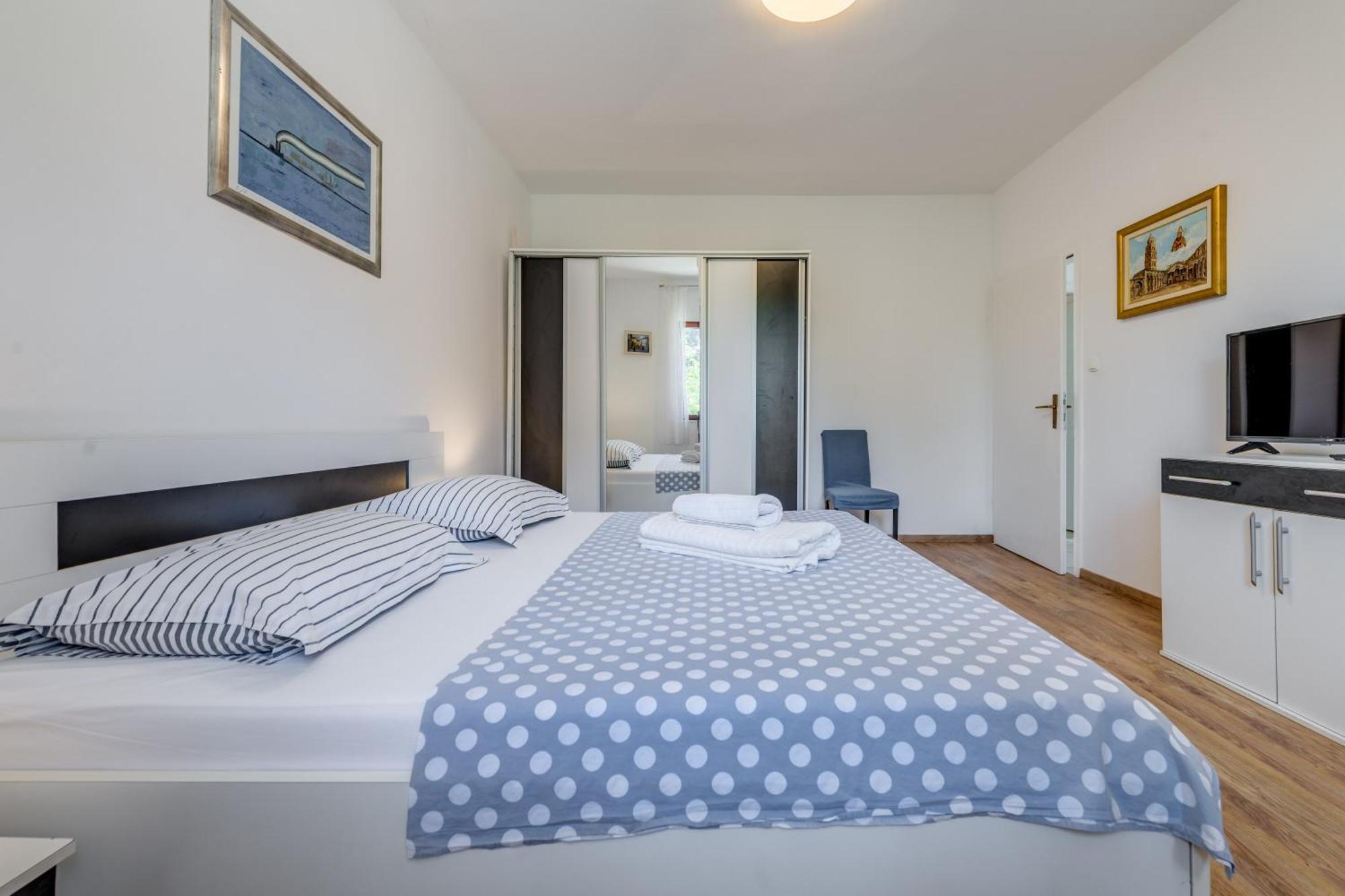 Beachfront Apartment Drazen, With Garden And Parking Split Buitenkant foto